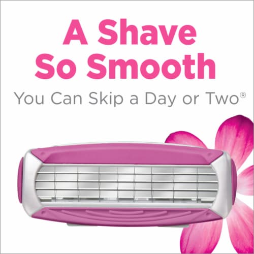 Schick Quattro For Women 4-Blade Razor Refills with Aloe & Vitamin E Perspective: back