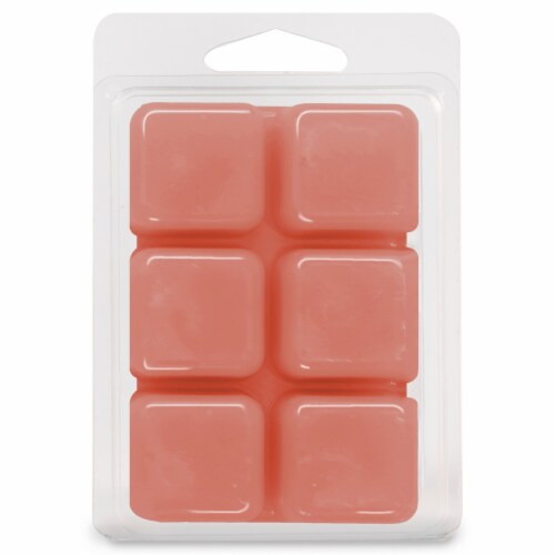 Estate™ Christmas Wonderland Cubed Wax Melt Perspective: back