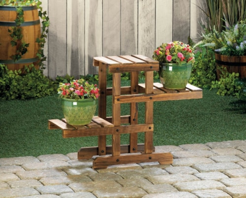 Summerfield Terrace 10018436 Zigzag Pallet Plant Stand Perspective: back