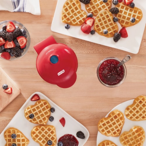 Rise By Dash 4 In. Heart Mini Waffle Maker RMWH001GBRS06, 1 - Kroger