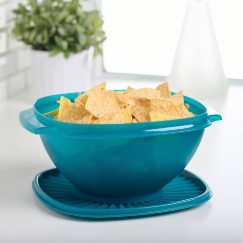 Tupperware Heritage Square Bowl - Mysterious Green Perspective: back