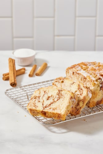 Bakehouse Bread Gingerbread Swirl Perspective: back