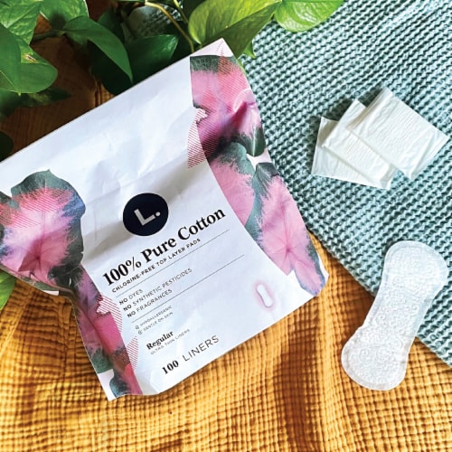 L. Chlorine Free Organic Cotton Ultra Thin Liners Regular Absorbency Perspective: back