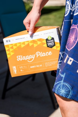 Third Space Brewing Happy Place Midwest Pale Ale Perspective: back
