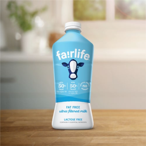 Fairlife Fat Free Lactose Free & High-Protein Ultra-Filtered Milk Perspective: back