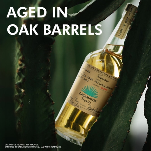 Casamigos Tequila Reposado Perspective: back