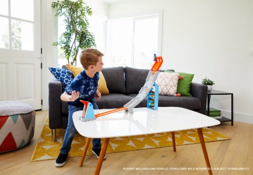 Mattel Hot Wheels® Hill Climb Champion Playset Perspective: back