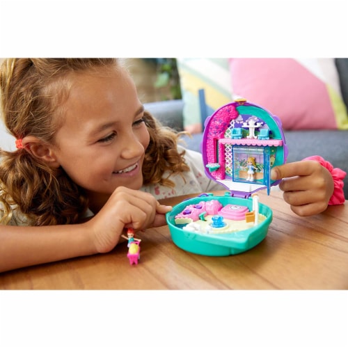 Polly Pocket Pocket World Lil' Ladybug Garden Compact Playset Perspective: back
