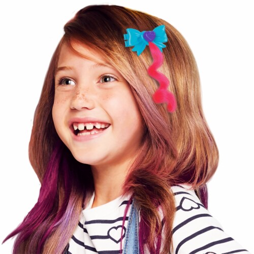 Polly Pocket™ Birthday Clip and Comb Compact Perspective: back