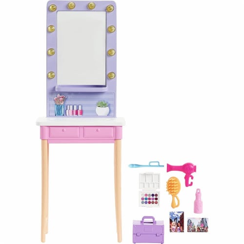 Barbie GBK10 Dream Closet Fashion Wardrobe with Barbie Doll and