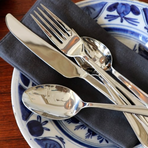 Dash of That Dinner Knives Perspective: back
