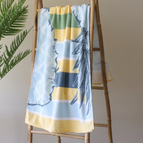 SDS for HD Designs 2024 Peshtemal Pineapple Print Beach Towel Perspective: back