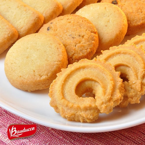 Bauducco Convenient Sorted Butter Cookies in a Tin Perspective: back