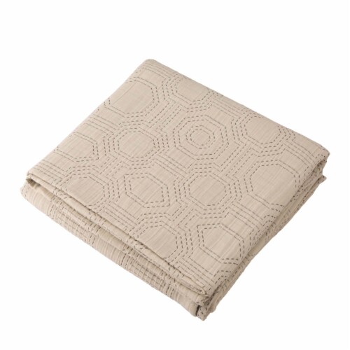 Glitzhome Diamond Pattern Quilt Perspective: back