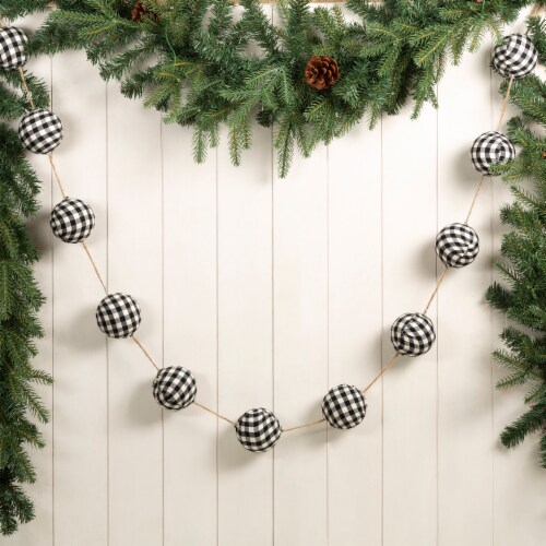 Glitzhome 6 Feet Black & White Plaid Fabric Garland Perspective: back