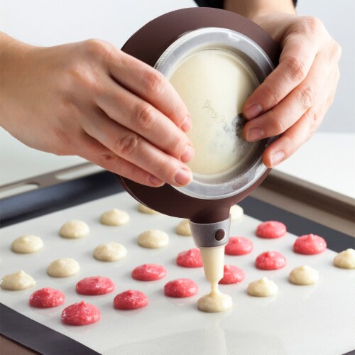 Lekue Decomax Pastry Decorating Pen with 6 Interchangeable Tips, Brown Perspective: back