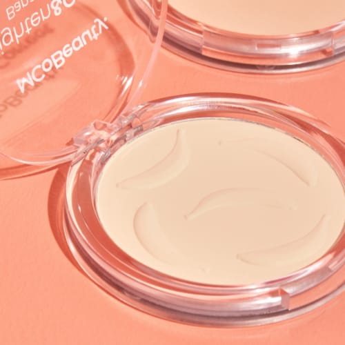 MCoBeauty Banana Setting Powder Pressed Powder Brighten + Correct Matte Finish – Universal Shade Perspective: back