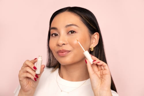 Nude by Nature Lash and Brow Boosting Serum Perspective: back