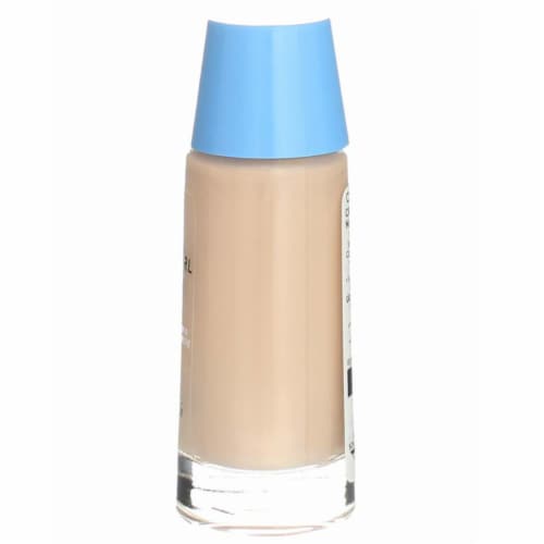 CoverGirl Clean 520 Creamy Natural Oil Control Liquid Foundation Perspective: bottom