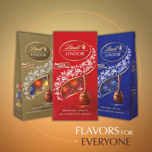 Lindt LINDOR Dulce de Leche Milk Chocolate Candy Truffles Perspective: bottom