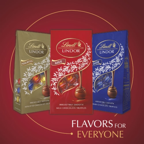 Lindt LINDOR Double Chocolate Milk Chocolate Candy Truffles Bag Perspective: bottom