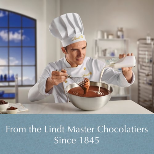 Lindt CLASSIC RECIPE OatMilk Salted Caramel Chocolate Candy Bar Perspective: bottom