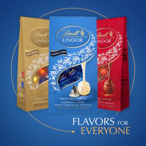 Lindt LINDOR Cookies and Creme White Chocolate Candy Truffles Bag Perspective: bottom