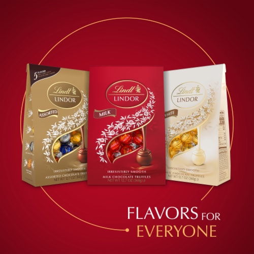 Lindt LINDOR Milk Chocolate Candy Truffles Bag Perspective: bottom