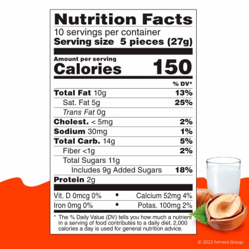 Kinder Bueno Mini Milk Chocolate and Hazelnut Cream Stocking Stuffer Family Pack Perspective: bottom