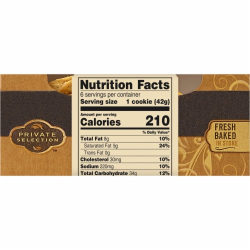 Private Selection® Gourmet Brown Butter Salted Caramel Cookies Perspective: bottom