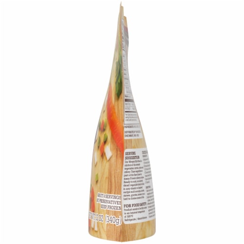 Kroger® Recipe Beginnings® Frozen Mirepoix Style Blend Onions Carrots & Celery Perspective: bottom