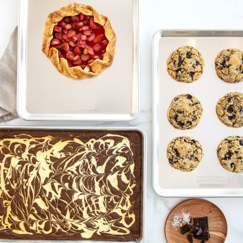 Nordicware Natural Aluminum Commercial Baker's Half Sheet - Silver Perspective: bottom