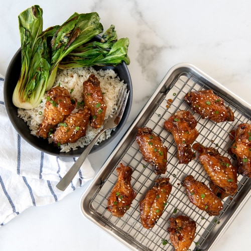 Naturals® Quarter Sheet with Oven-Safe Nonstick Grid Perspective: bottom