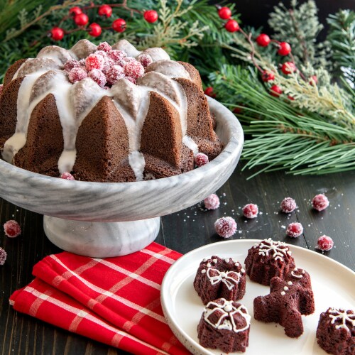 Nordic Ware Original Sparkling Sliver Bundt Pan