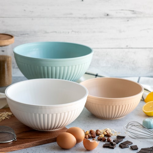 Nordic Ware 3- Piece Prep & Serve Mixing Bowl Set Perspective: bottom