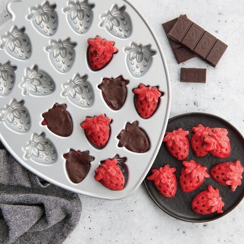 Nordic Ware Strawberry Bitelet Pan Perspective: bottom