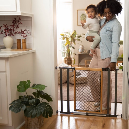 Summer Infant 26 Inch Extra Tall Doorway 36S Series Pet and Baby Gate Oak Wood 1 Piece Foods Co