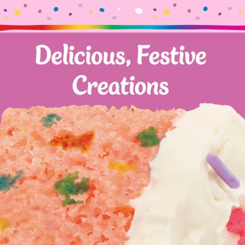 Pillsbury Funfetti Strawberry Cake Mix with Candy Bits Perspective: bottom