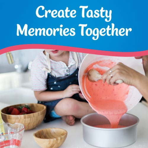 Pillsbury Moist Supreme Premium Strawberry Cake Mix Perspective: bottom