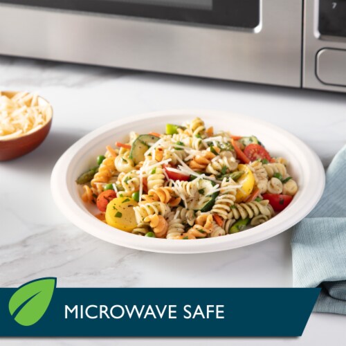 Hefty® EcoSave™ Compostable Plates Perspective: bottom