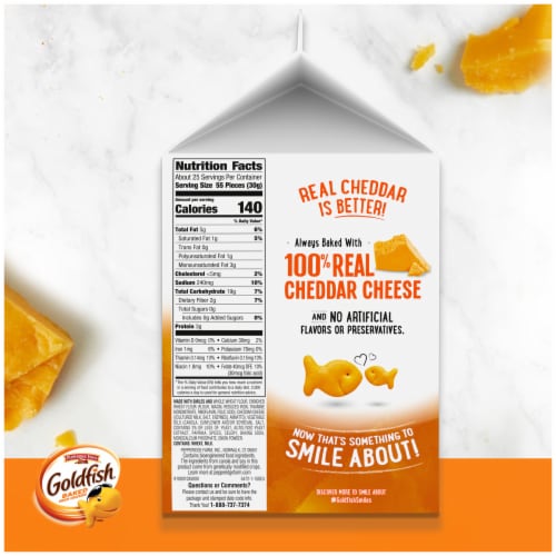 Goldfish® Baked With Whole Grain Cheddar Cheese Crackers Perspective: bottom