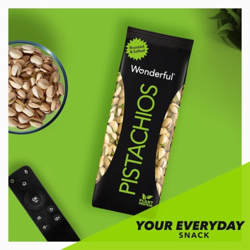 Wonderful Pistachios, In-Shell Roasted & Salted Nuts, 8 Ounce Bag Perspective: bottom