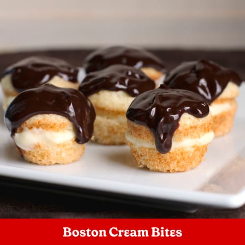 Betty Crocker™ Super Moist™ French Vanilla Cake Mix Perspective: bottom