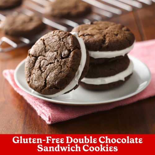 Betty Crocker™ HomeStyle Fluffy White Frosting Mix Perspective: bottom