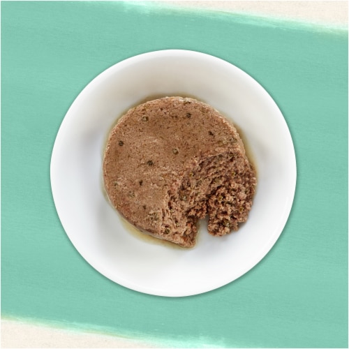 Purina Beyond Grain Free Wet Cat Food Pate Line-Caught Alaskan Cod & Spinach Perspective: bottom
