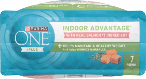 Purina One® +Plus Indoor Advantage® with Salmon Dry Cat Food Perspective: bottom