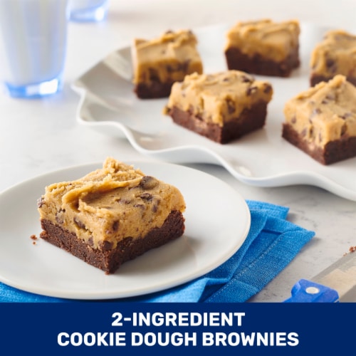 Pillsbury™ Ready to Bake Refrigerated Chocolate Chip Cookie Dough Perspective: bottom