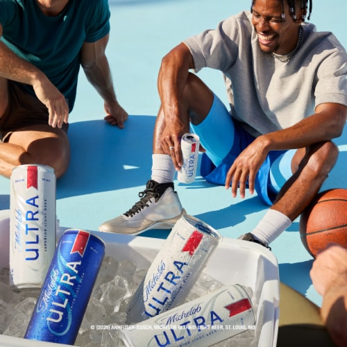 Michelob Ultra Superior American Light Lager Beer Perspective: bottom
