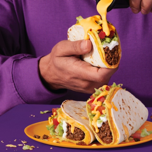 Taco Bell Mild Salsa Con Queso Cheese Dip Perspective: bottom