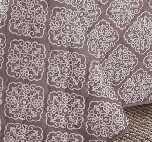 Harper Lane Multi Medallion 3 Piece Quilt Set Perspective: bottom